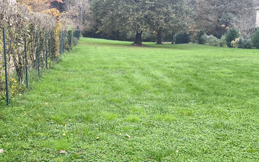 Terrain Charbonnières 2287 m²