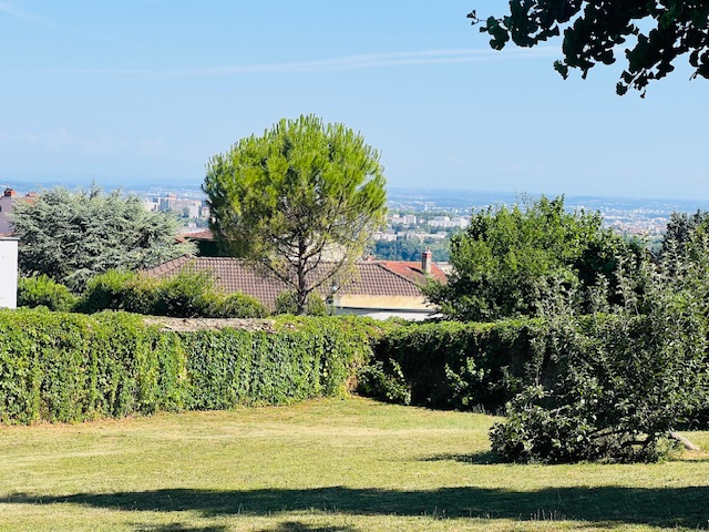 MAGNIFIQUE SAINT CYR AU MONT D’OR !!!!